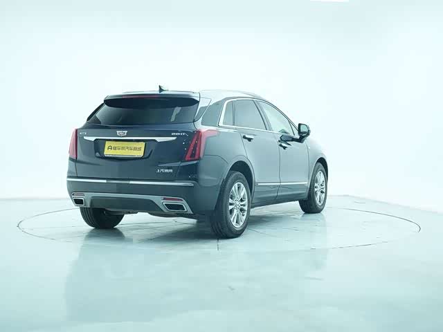 Фото 7 - Cadillac XT5