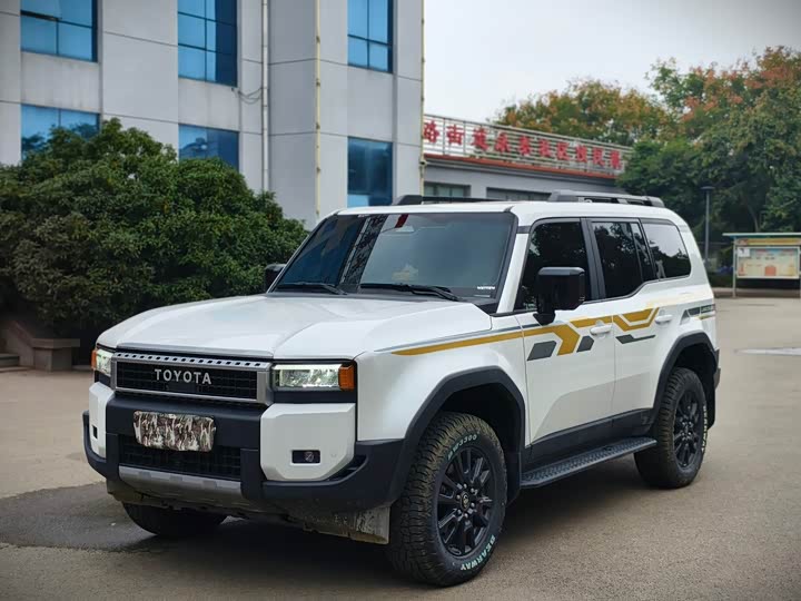 Фото 1 - Toyota Prado