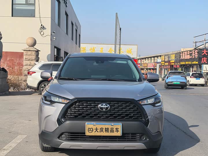 Фото 2 - Toyota Corolla Cross