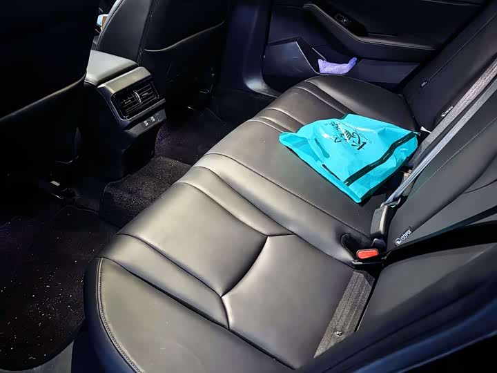 Фото 6 - Honda Accord