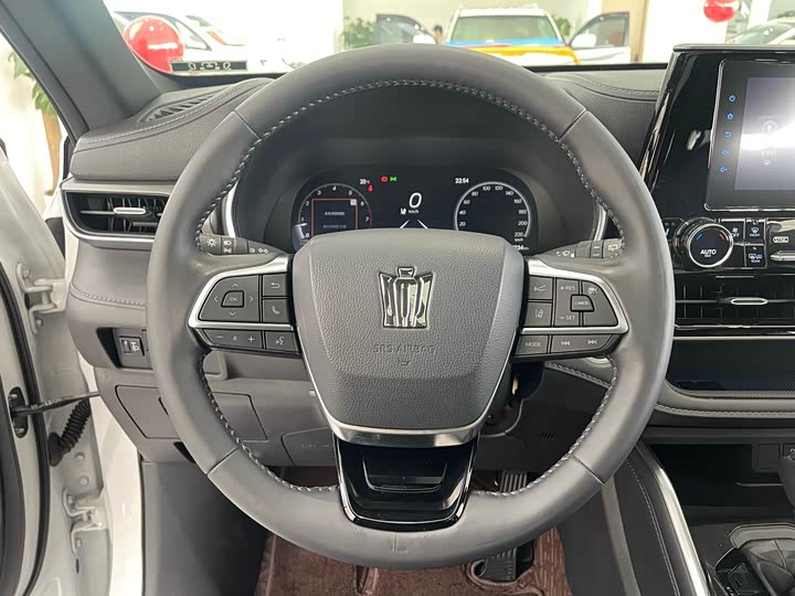 Фото 6 - Toyota Crown Kluger