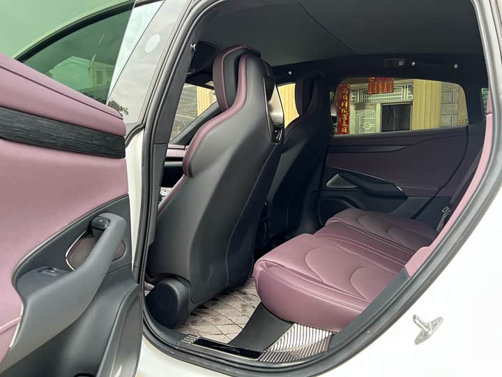 Фото 6 - Xiaomi SU7