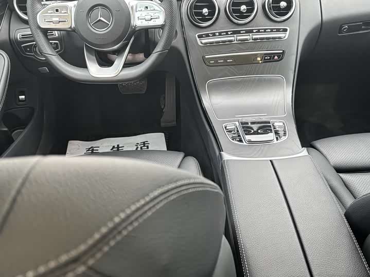 Фото 4 - Mercedes-Benz C-Class