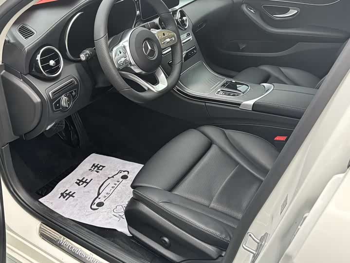 Фото 5 - Mercedes-Benz C-Class