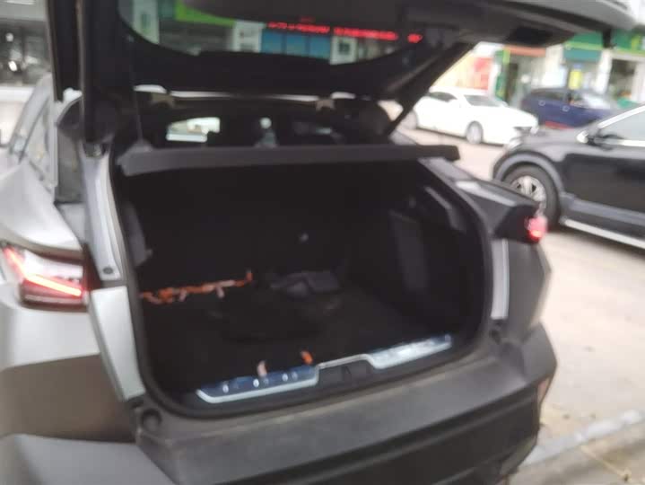 Фото 4 - Peugeot 408X