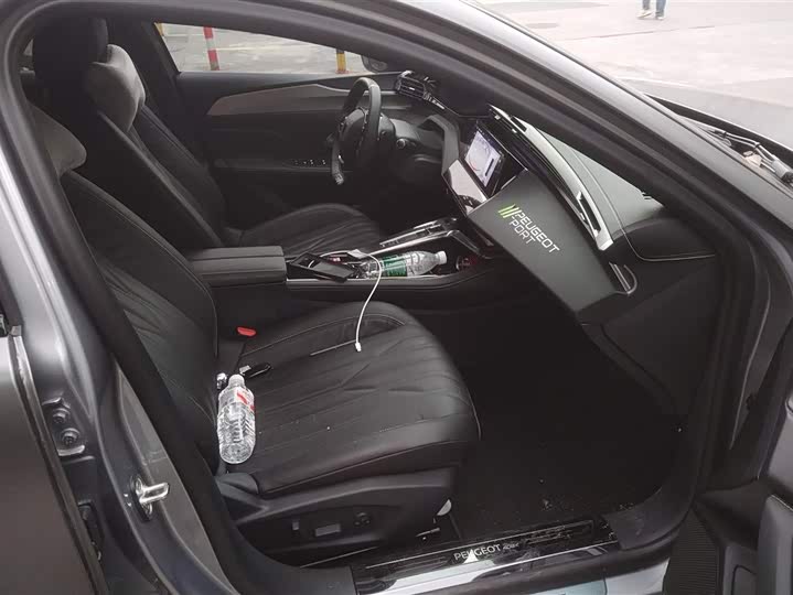 Фото 8 - Peugeot 408X