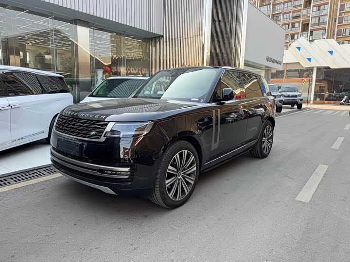 Photo 1 - Land Rover Range Rover