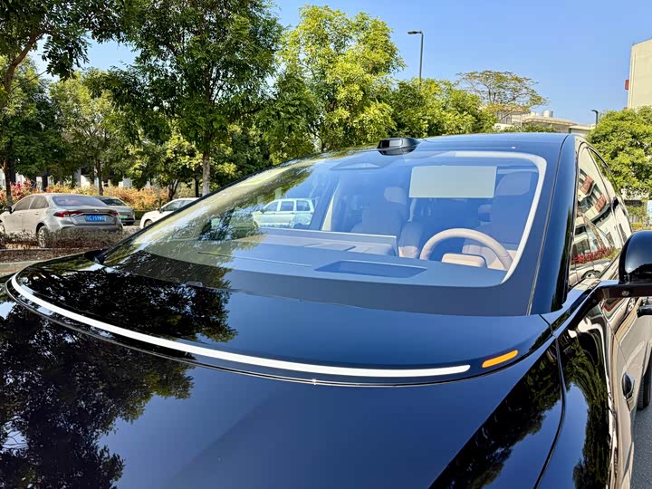 Фото 4 - LiXiang i8