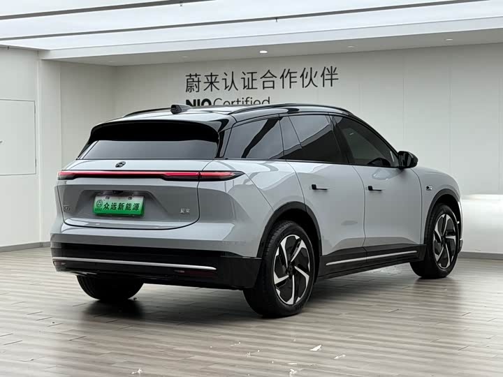 Фото 6 - Nio ES6