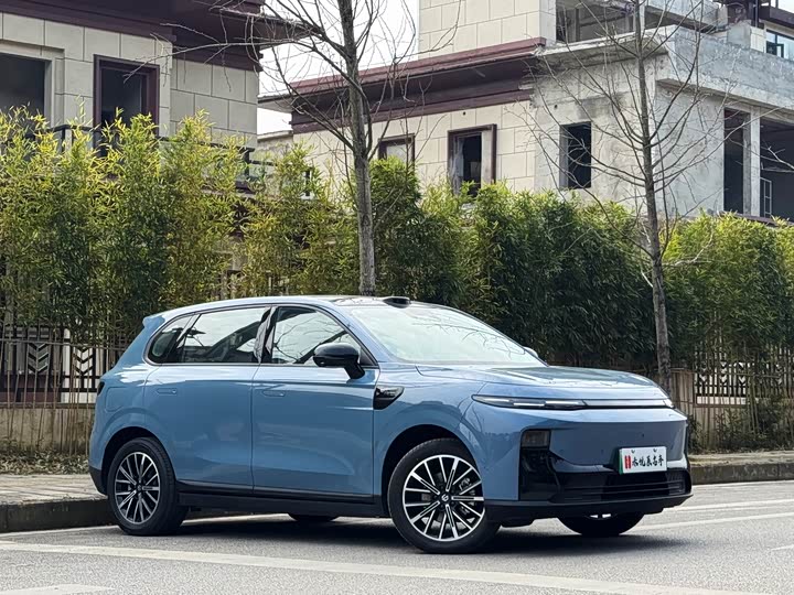 Фото 3 - Leapmotor B10