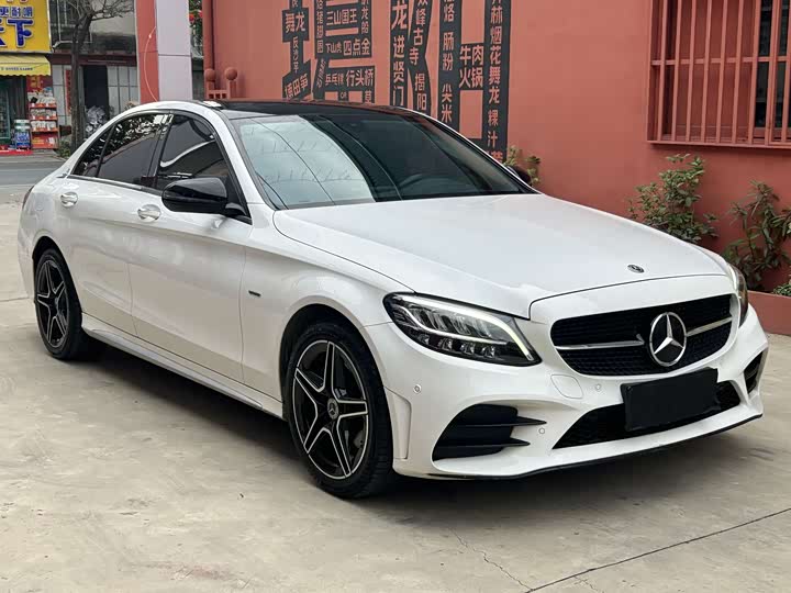 Фото 3 - Mercedes-Benz C-Class