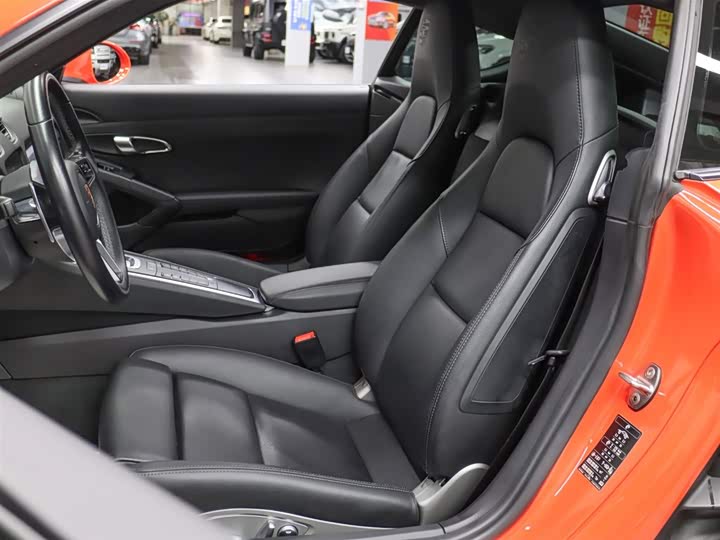 Фото 8 - Porsche 718