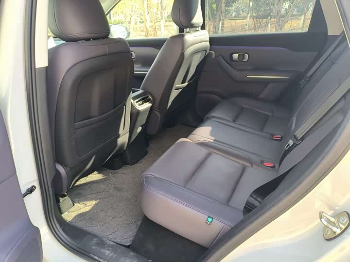 Фото 6 - Leapmotor C10