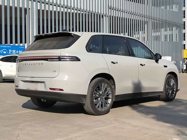 Фото 9 - Leapmotor C10