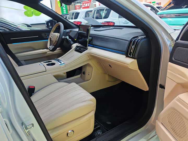 Фото 2 - Jetour Shanhai L7 Plus