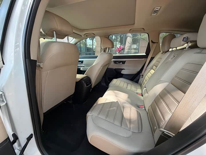 Photo 5 - Honda CR-V