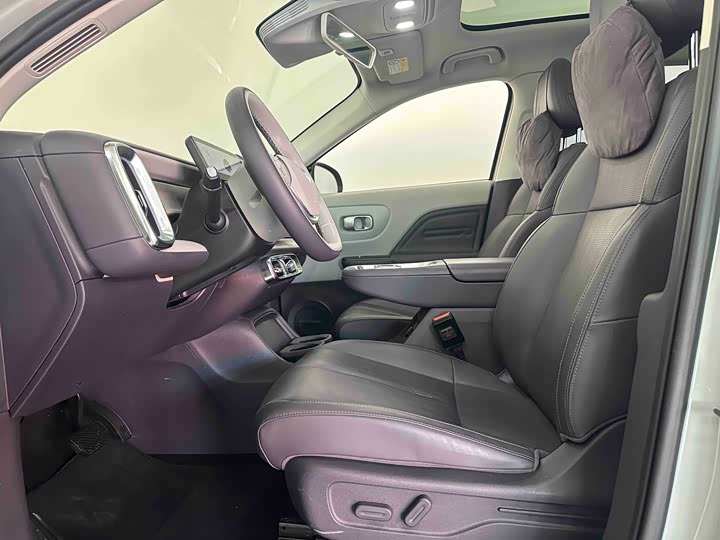 Фото 8 - Leapmotor B10