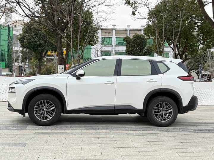 Фото 3 - Nissan X-Trail