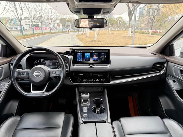 Фото 8 - Nissan X-Trail