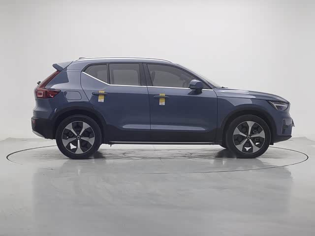 Photo 7 - Volvo XC40