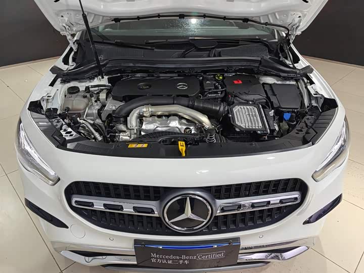 Photo 3 - Mercedes-Benz GLA-Class