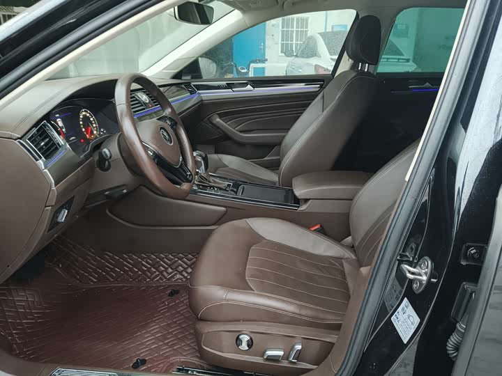 Фото 4 - Volkswagen Phideon