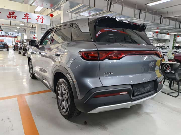 Фото 6 - BYD Yuan Up