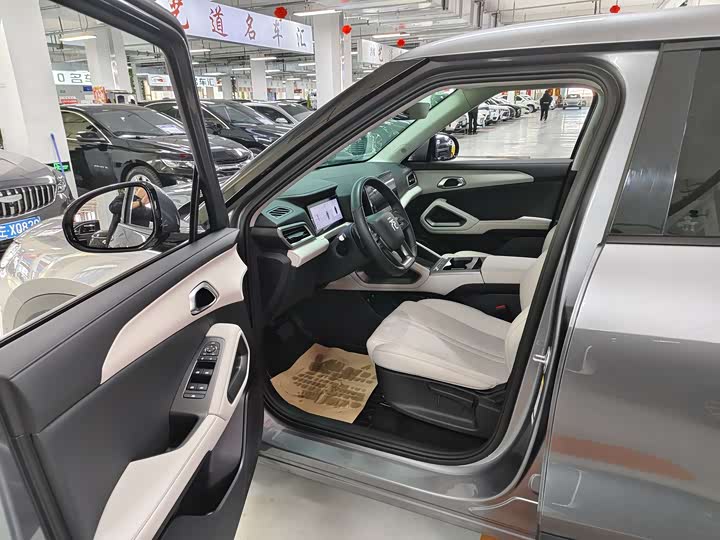 Фото 8 - BYD Yuan Up