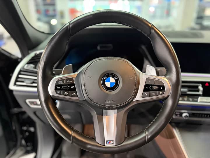 Фото 8 - BMW X6