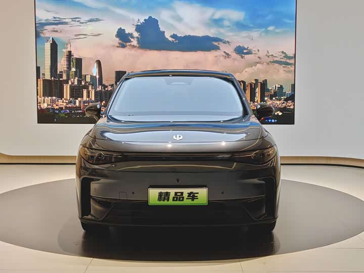 Фото 2 - Leapmotor C10