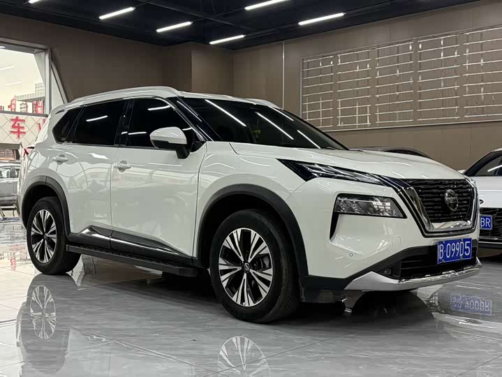 Photo 3 - Nissan X-Trail