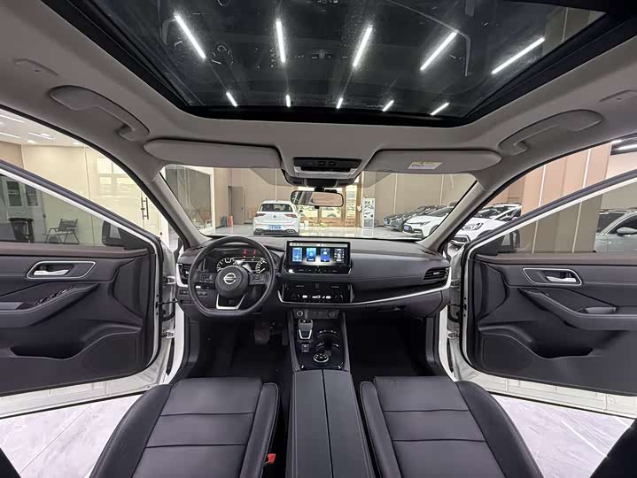 Photo 8 - Nissan X-Trail