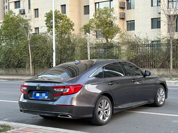 Photo 4 - Honda Accord