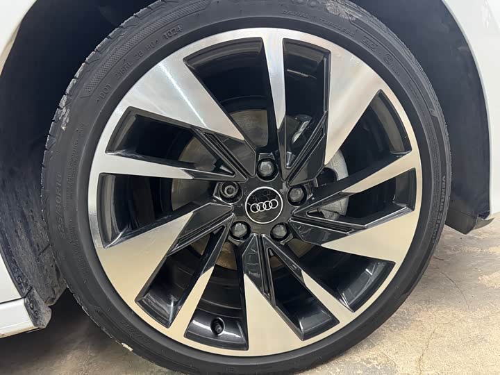 Фото 5 - Audi A3