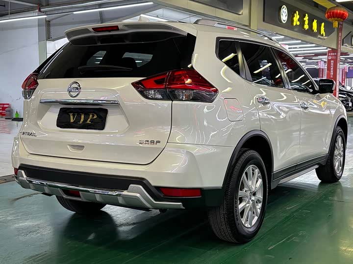 Фото 7 - Nissan X-Trail