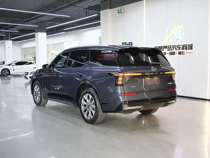 Фото 6 - Ford Edge