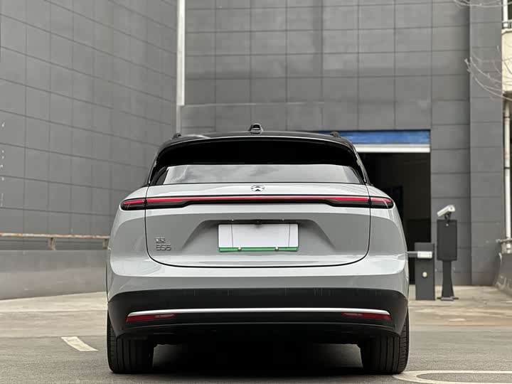 Фото 4 - Nio ES6