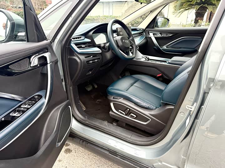 Фото 5 - Geely Jiaji