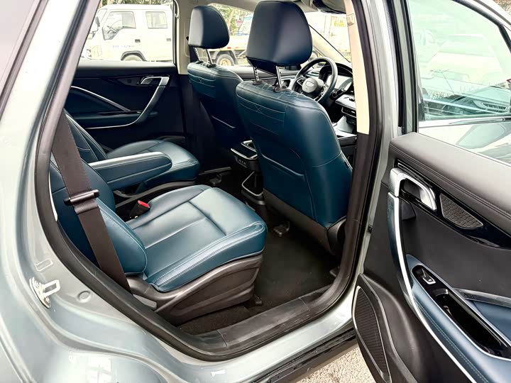 Фото 7 - Geely Jiaji