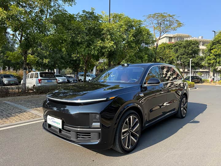 Фото 1 - LiXiang L9