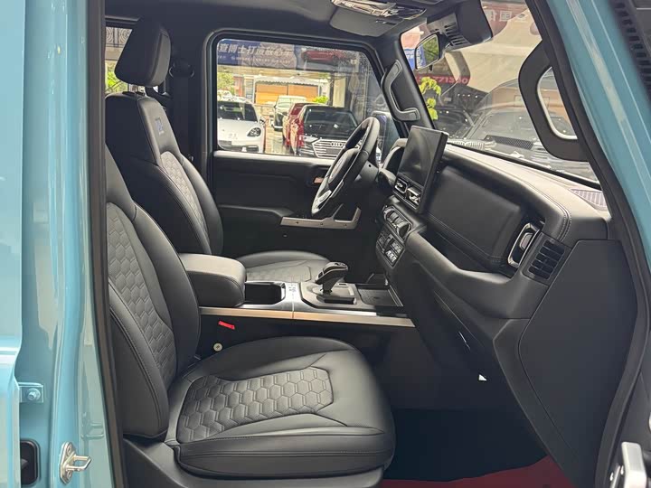 Фото 9 - BAW 212 T01