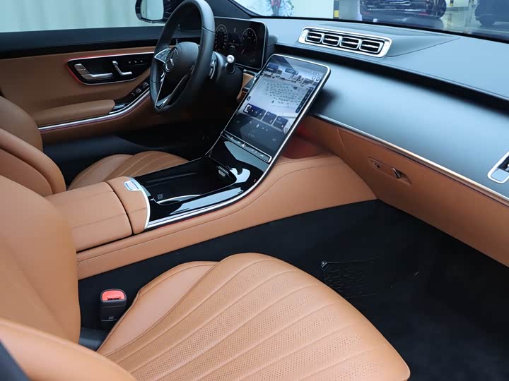 Фото 9 - Mercedes-Benz S-Class