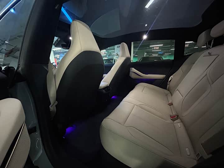 Фото 9 - Nio ET5