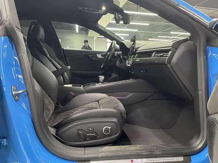 Фото 9 - Audi RS 5