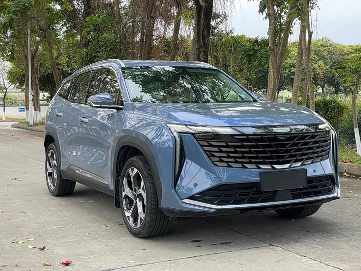 Фото 6 - Geely Atlas L