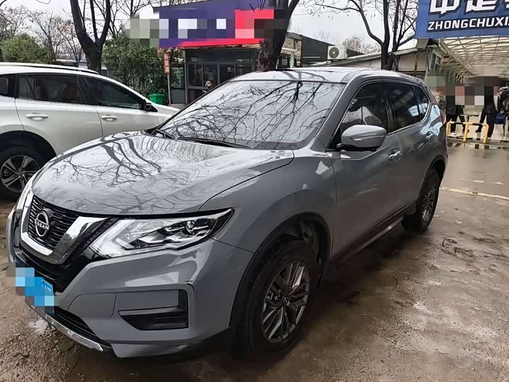 Фото 1 - Nissan X-Trail