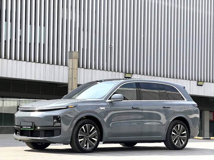 Фото 2 - LiXiang L8