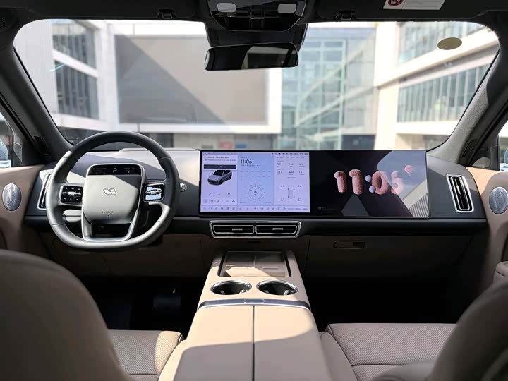 Фото 6 - LiXiang L8