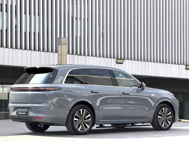 Фото 8 - LiXiang L8