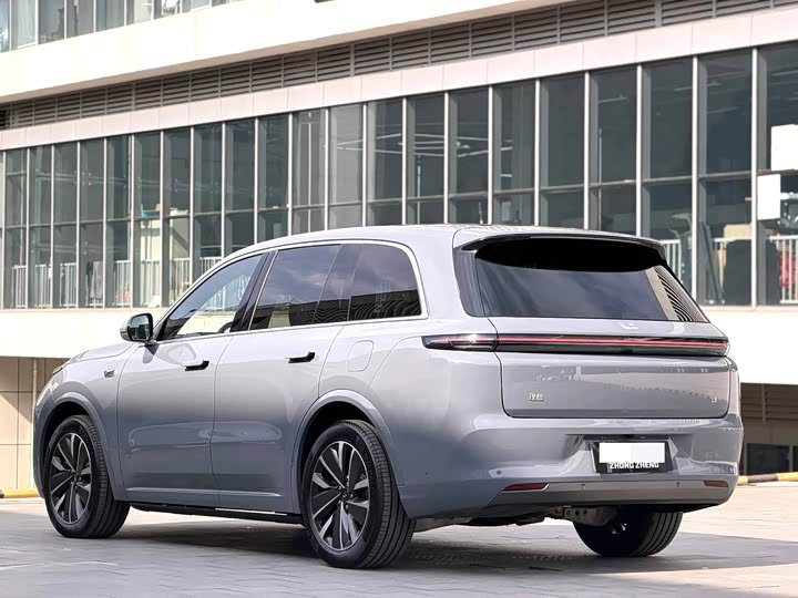 Фото 9 - LiXiang L8